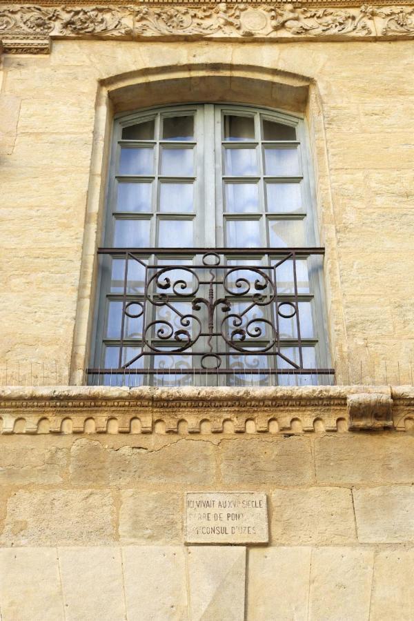 Uzes, Au Coeur Du Centre Medieval Le Logis Du Consul Un Bien D'Exception Du Xvieme Siecle Exterior foto